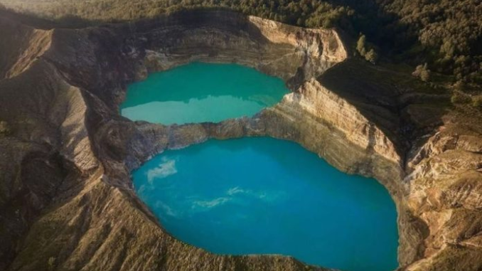 Warna Danau Berbeda-beda? Apa Saja dan Bagaimana Bisa Terjadi